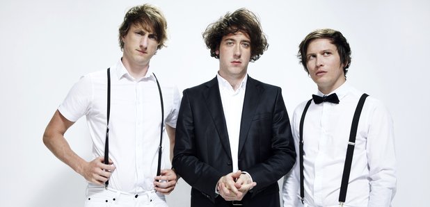 who did the wombats support on tour in 2006