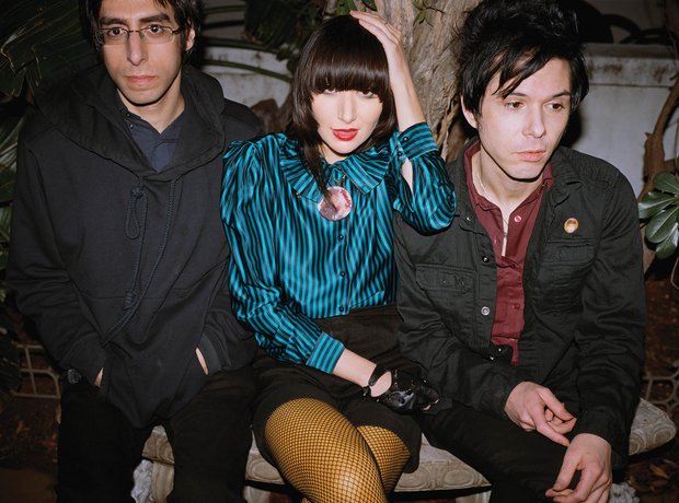 yeah-yeah-yeahs-the-most-ground-breaking-american-rock-bands-radio-x