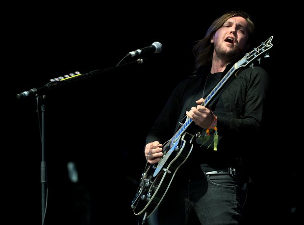 Band Of Skulls Glastonbury Friday