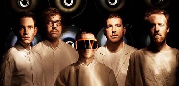 hot chip on tour