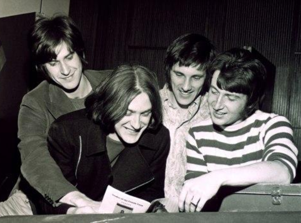 58. The Kinks - Waterloo Sunset - Radio X's Best British Songs Of All