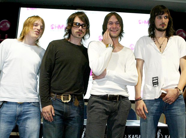 Kasabian 2004