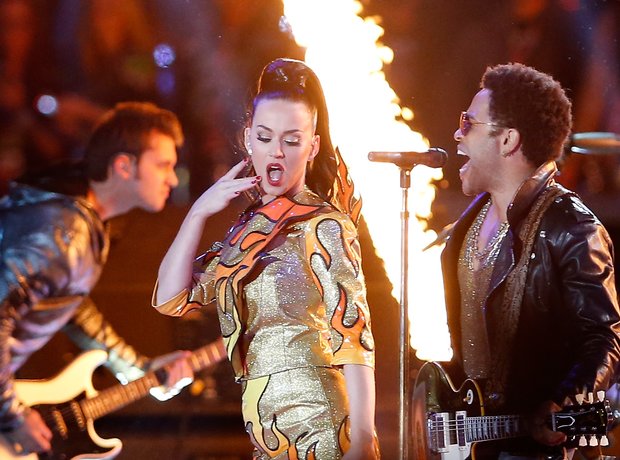 Superbowl 2015 Lenny Kravitz and Katy Perry
