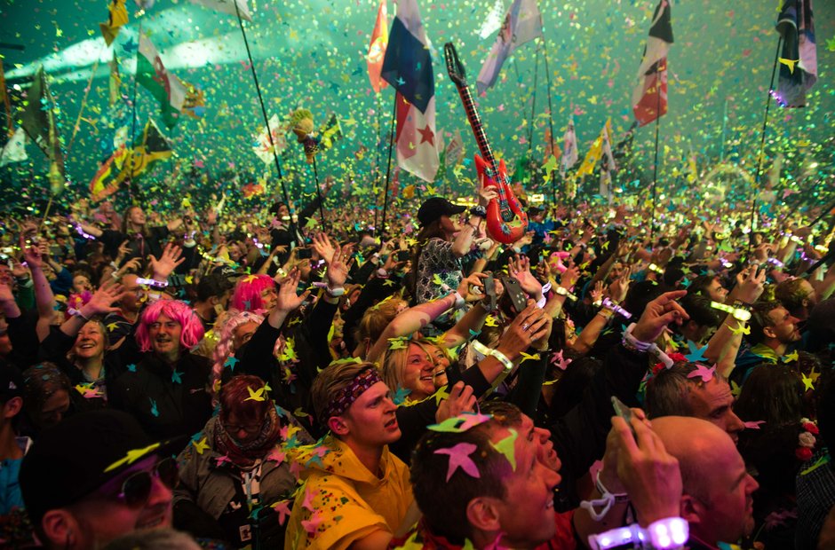 Coldplay at Glastonbury 2016