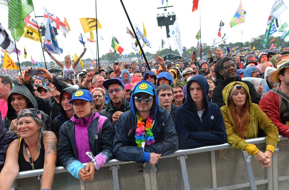 Glastonbury 2016 Sunday - Fans for ELO