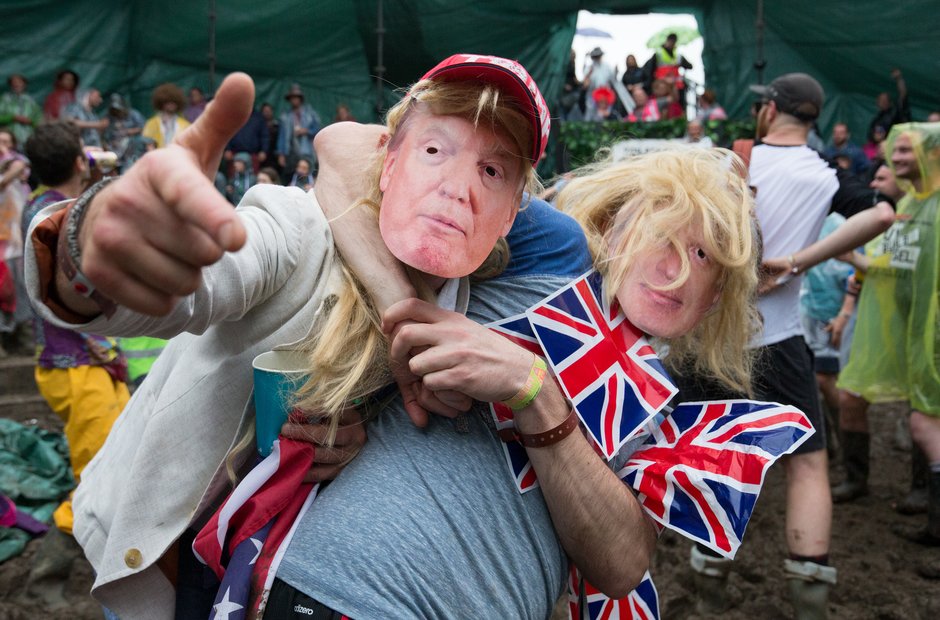 Glastonbury 2016 Sunday - Isn't that...?