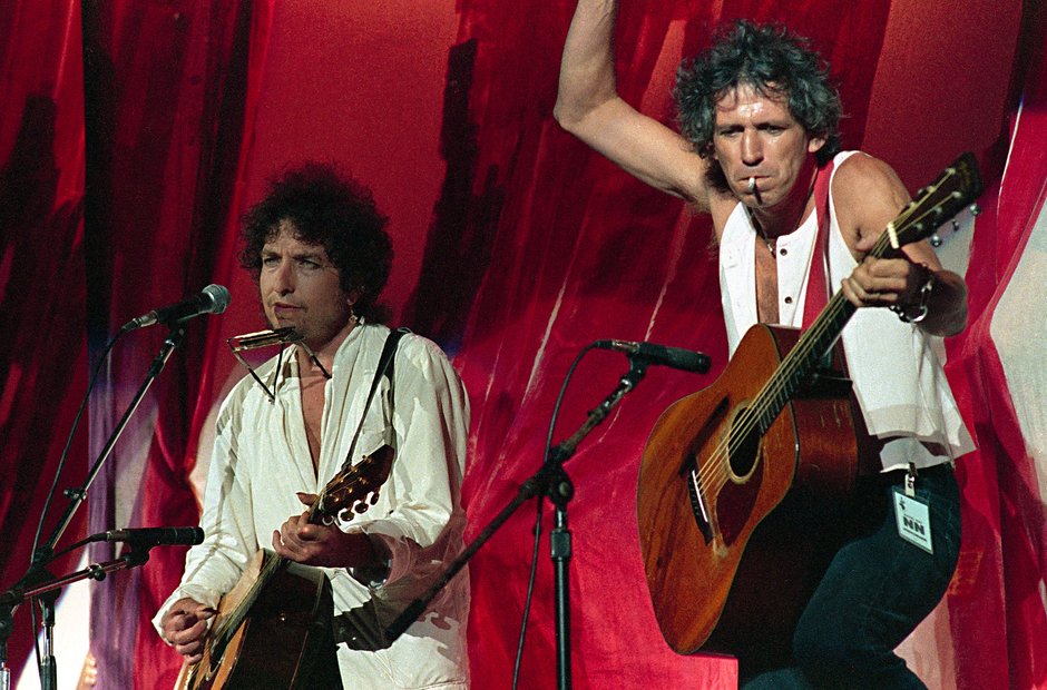 Bob Dylan and Keith Richards at Live Aid, 1985