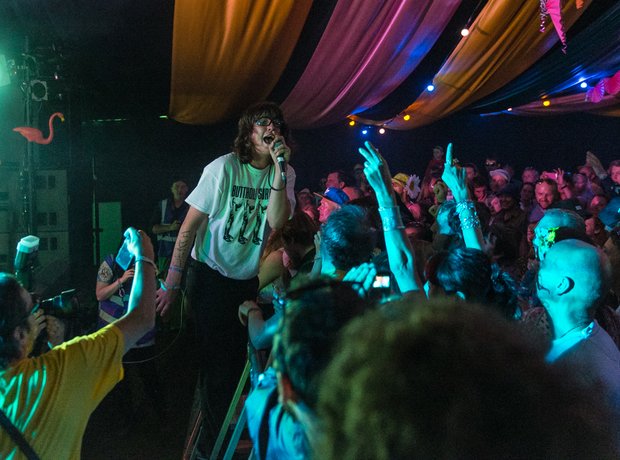 Cabbage Kendal Calling Performance Images 2016