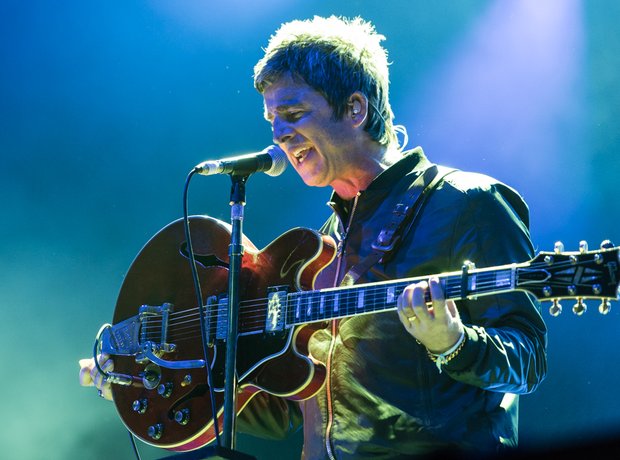 Noel Gallagher Kendal Calling Performance 2016