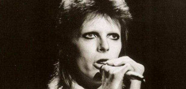 ziggy-stardust-official-press-image-1485735885-article-0.jpg