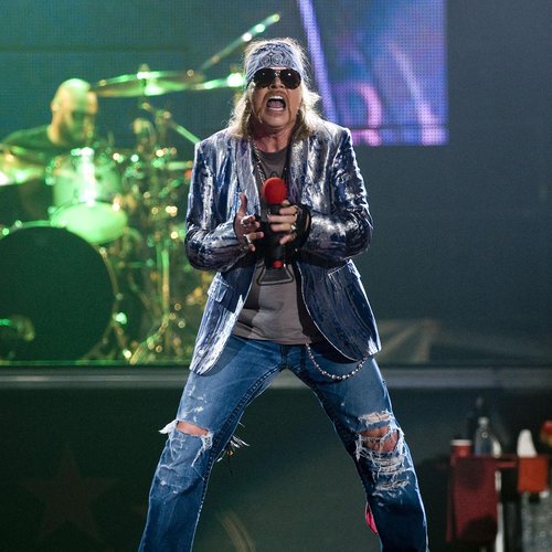 Guns N' Roses performing 2016 Axl Rose