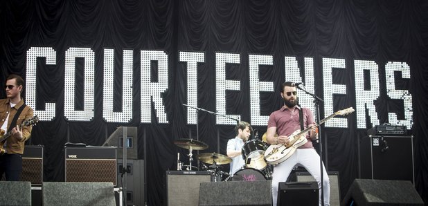 The Courteeners Performing 2016 with sign