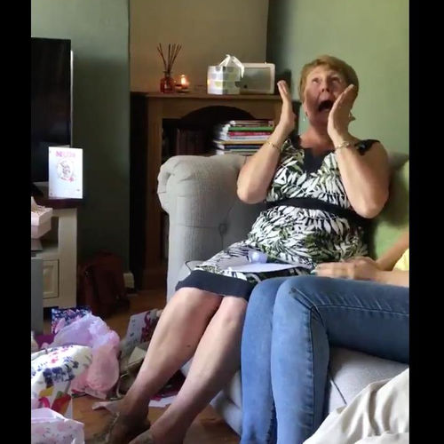 Woman reacts to getting surprised by Royal Blood t