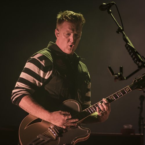 Queens Of The Stone Age Josh Homme live 2014