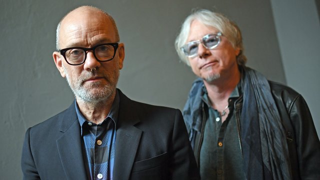 WATCH: R.E.M. On Their Classic LP Automatic For The People - Radio X