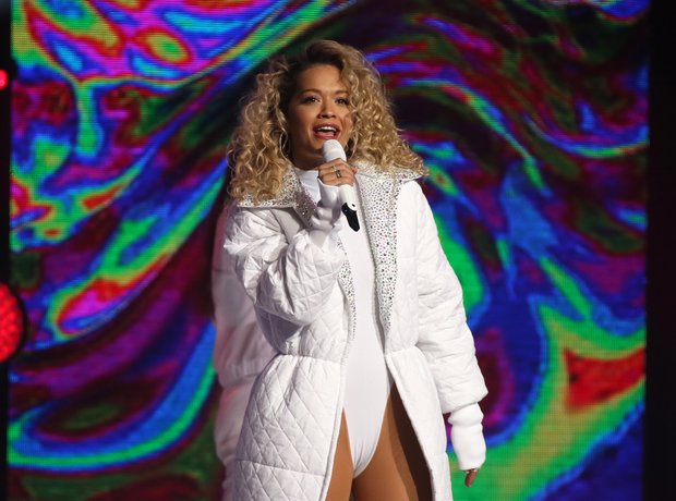 Rita Ora Global Awards 2018 performance