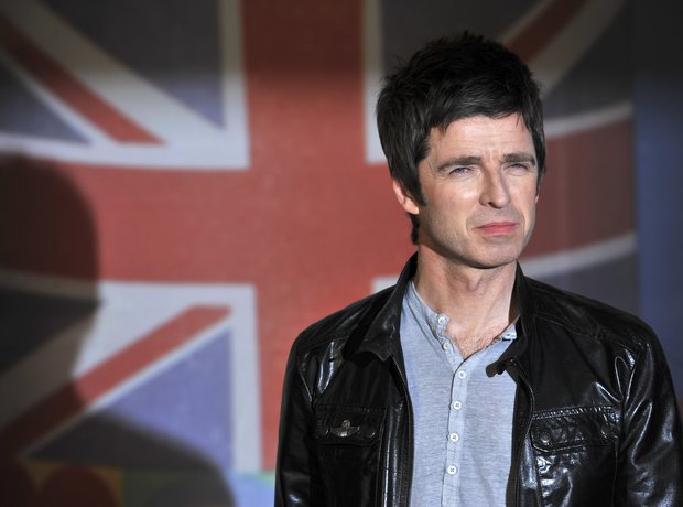 Noel Gallagher BRIT Awards 2012