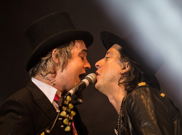 Pete Doherty and Carl Barat